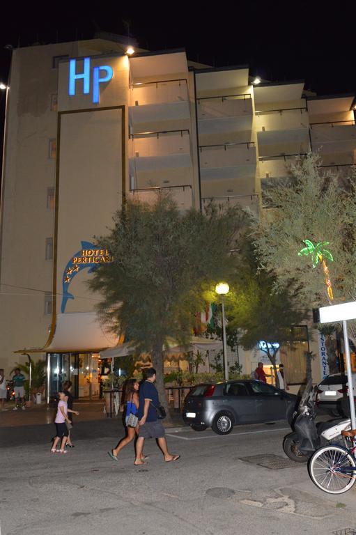 Perticari Hotel Песаро Екстериор снимка